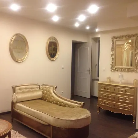 Domaine De L'archange לינה וארוחת בוקר