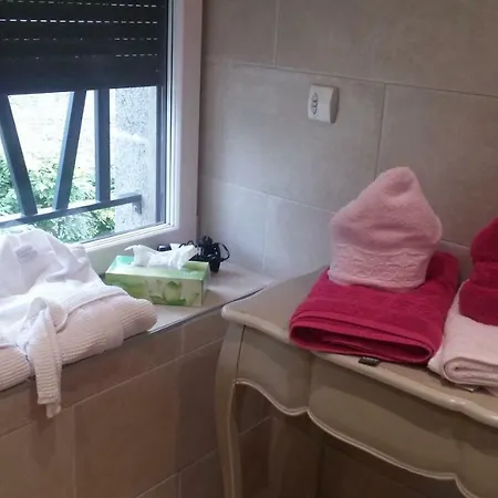 Domaine De L'archange Bed & Breakfast Dragey