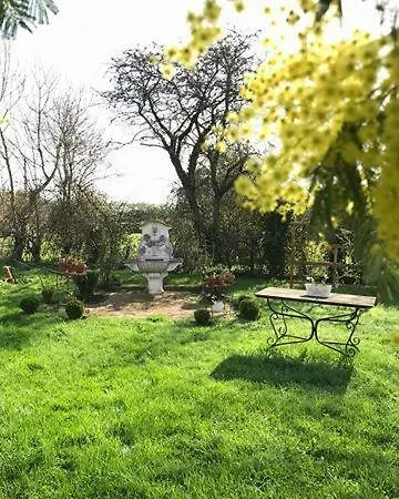 Domaine De L'archange Bed & Breakfast *
