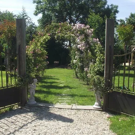 Domaine De L'archange Bed & Breakfast Dragey
